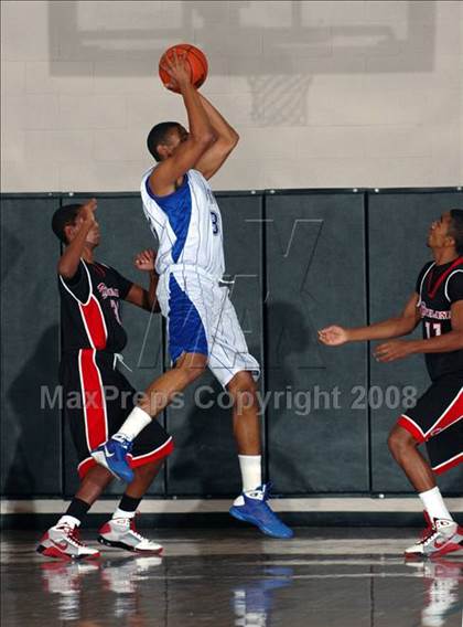 Thumbnail 1 in Jordan vs. Cleveland (Max Preps Holiday Classic) photogallery.