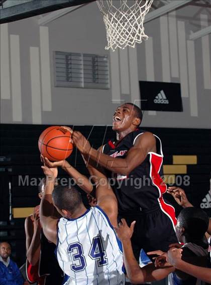 Thumbnail 1 in Jordan vs. Cleveland (Max Preps Holiday Classic) photogallery.