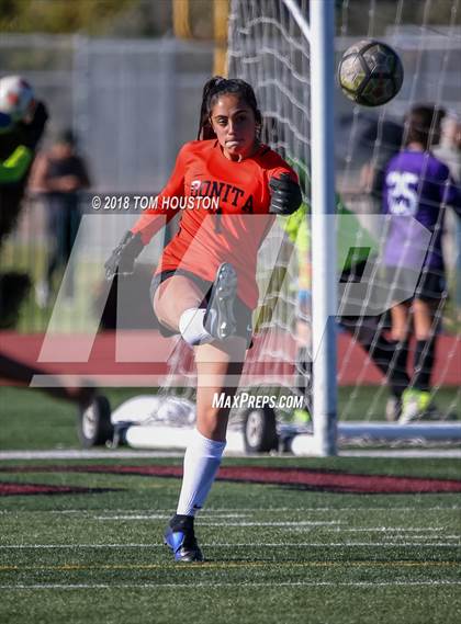 Thumbnail 2 in South Hills vs. Bonita photogallery.