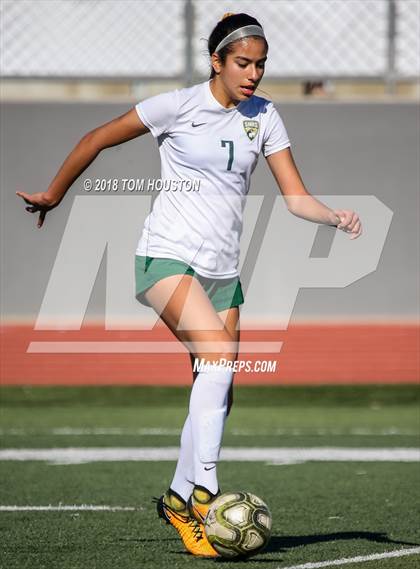 Thumbnail 3 in South Hills vs. Bonita photogallery.