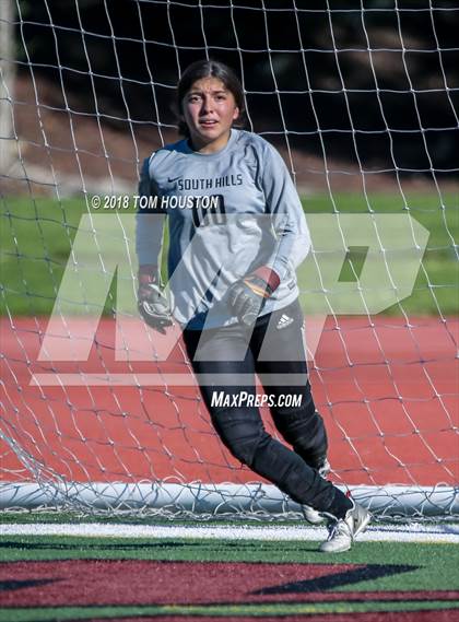 Thumbnail 1 in South Hills vs. Bonita photogallery.