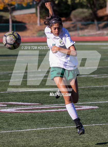Thumbnail 1 in South Hills vs. Bonita photogallery.