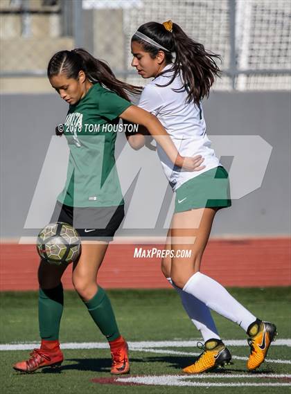 Thumbnail 2 in South Hills vs. Bonita photogallery.