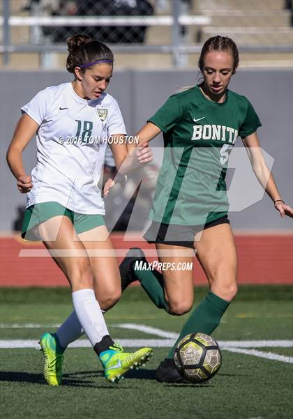 Thumbnail 1 in South Hills vs. Bonita photogallery.