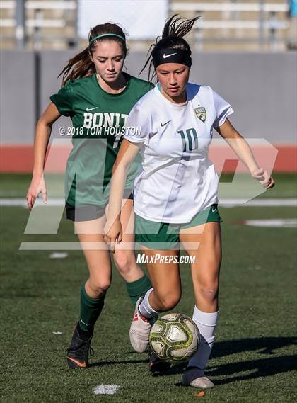 Thumbnail 1 in South Hills vs. Bonita photogallery.