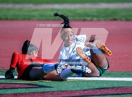 Thumbnail 1 in South Hills vs. Bonita photogallery.