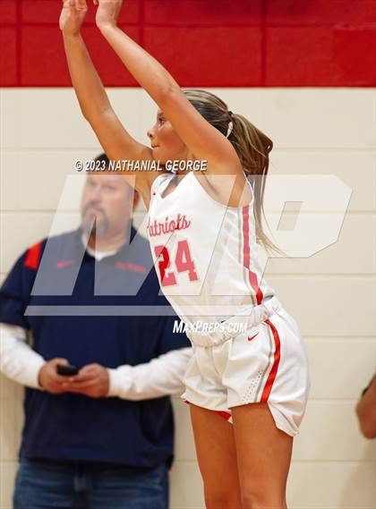 Thumbnail 1 in Pius X @ Millard South photogallery.
