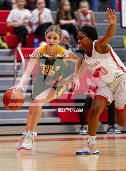 Thumbnail 1 in Pius X @ Millard South photogallery.