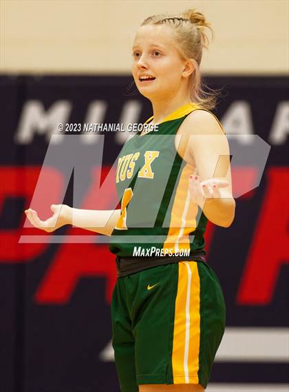 Thumbnail 2 in Pius X @ Millard South photogallery.