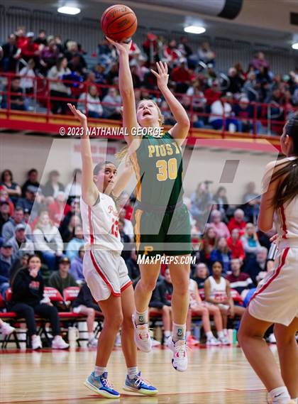 Thumbnail 2 in Pius X @ Millard South photogallery.