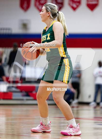 Thumbnail 2 in Pius X @ Millard South photogallery.