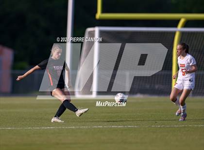 Thumbnail 1 in Tabb vs Brentsville District (VHSL Class 3 State Quarterfinal) photogallery.