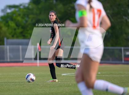 Thumbnail 2 in Tabb vs Brentsville District (VHSL Class 3 State Quarterfinal) photogallery.