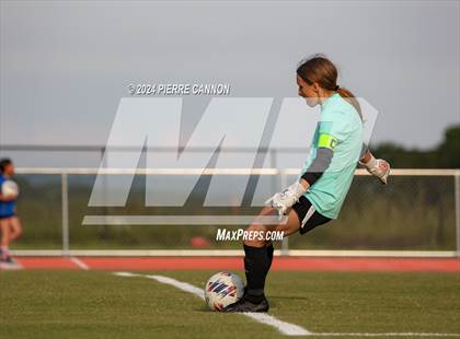 Thumbnail 2 in Tabb vs Brentsville District (VHSL Class 3 State Quarterfinal) photogallery.