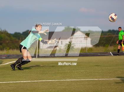 Thumbnail 1 in Tabb vs Brentsville District (VHSL Class 3 State Quarterfinal) photogallery.