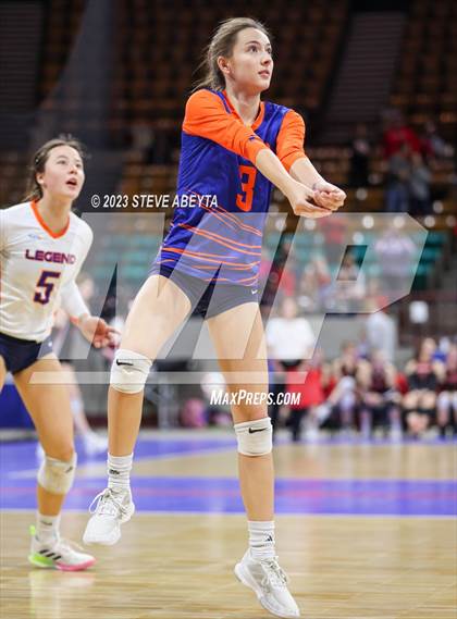 Thumbnail 3 in Legend vs. Ralston Valley (CHSAA 5A Contenders First Round) photogallery.