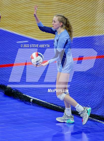 Thumbnail 2 in Legend vs. Ralston Valley (CHSAA 5A Contenders First Round) photogallery.