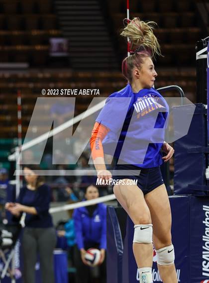 Thumbnail 1 in Legend vs. Ralston Valley (CHSAA 5A Contenders First Round) photogallery.
