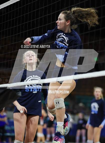 Thumbnail 3 in Legend vs. Ralston Valley (CHSAA 5A Contenders First Round) photogallery.