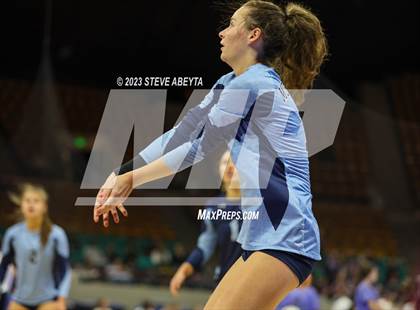 Thumbnail 2 in Legend vs. Ralston Valley (CHSAA 5A Contenders First Round) photogallery.