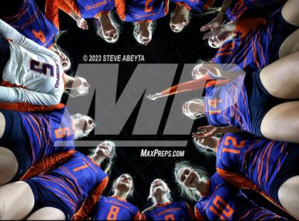 Thumbnail 2 in Legend vs. Ralston Valley (CHSAA 5A Contenders First Round) photogallery.