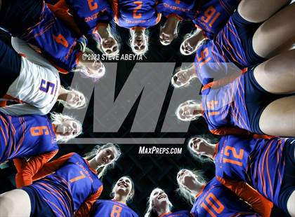 Thumbnail 2 in Legend vs. Ralston Valley (CHSAA 5A Contenders First Round) photogallery.