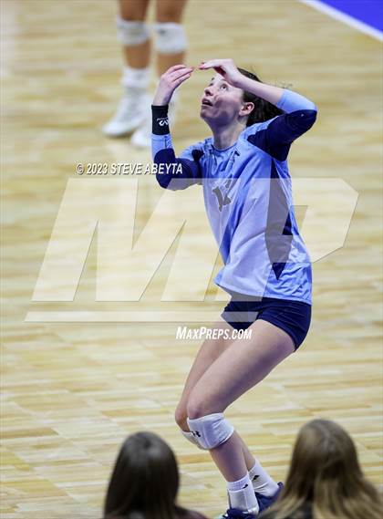 Thumbnail 1 in Legend vs. Ralston Valley (CHSAA 5A Contenders First Round) photogallery.