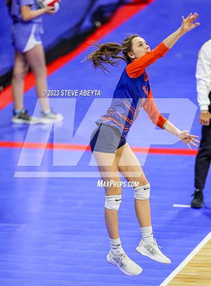 Thumbnail 1 in Legend vs. Ralston Valley (CHSAA 5A Contenders First Round) photogallery.