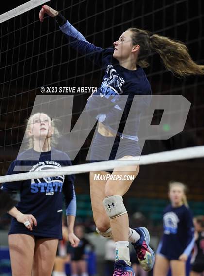 Thumbnail 2 in Legend vs. Ralston Valley (CHSAA 5A Contenders First Round) photogallery.