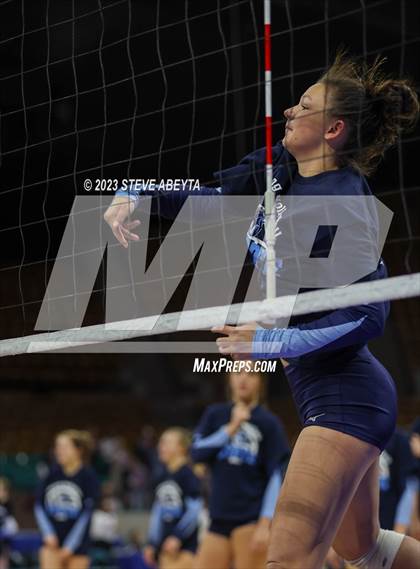 Thumbnail 3 in Legend vs. Ralston Valley (CHSAA 5A Contenders First Round) photogallery.
