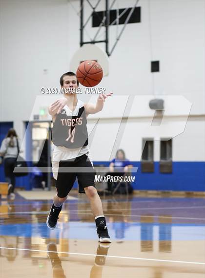 Thumbnail 3 in Odessa @ Valley Christian photogallery.