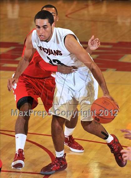 Thumbnail 1 in Lutheran @ Mater Dei (Nike Extravaganza) photogallery.
