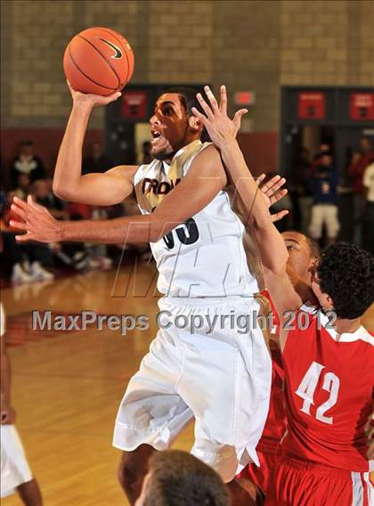 Thumbnail 2 in Lutheran @ Mater Dei (Nike Extravaganza) photogallery.