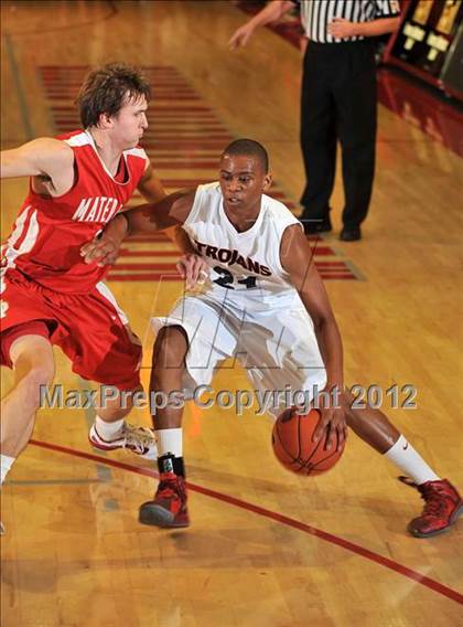 Thumbnail 2 in Lutheran @ Mater Dei (Nike Extravaganza) photogallery.