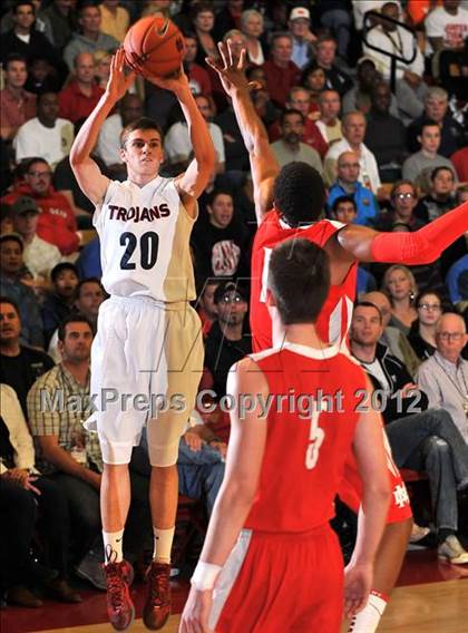 Thumbnail 3 in Lutheran @ Mater Dei (Nike Extravaganza) photogallery.