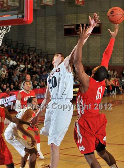 Thumbnail 1 in Lutheran @ Mater Dei (Nike Extravaganza) photogallery.