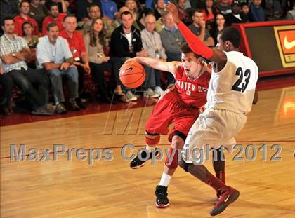 Thumbnail 3 in Lutheran @ Mater Dei (Nike Extravaganza) photogallery.
