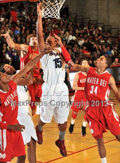 Thumbnail 3 in Lutheran @ Mater Dei (Nike Extravaganza) photogallery.