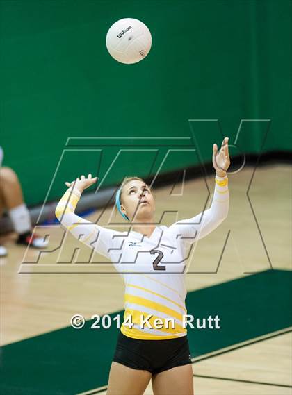 Thumbnail 1 in Bosque vs Cibola (Moriarty Invitaional Tournament) photogallery.