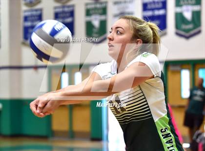 Thumbnail 3 in Venice vs. Long Beach Poly (Durango Fall Classic) photogallery.