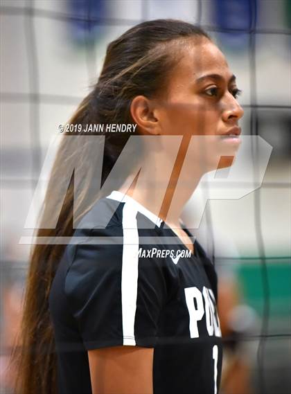 Thumbnail 1 in Venice vs. Long Beach Poly (Durango Fall Classic) photogallery.