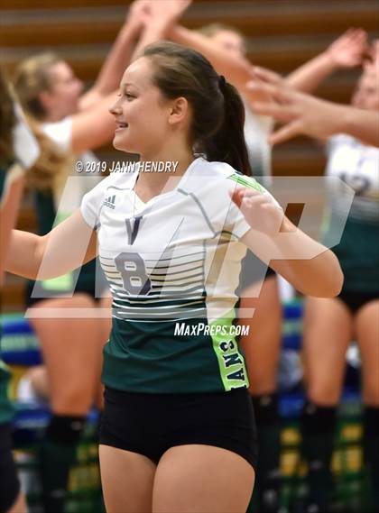 Thumbnail 3 in Venice vs. Long Beach Poly (Durango Fall Classic) photogallery.