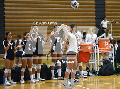 Thumbnail 1 in Venice vs. Long Beach Poly (Durango Fall Classic) photogallery.