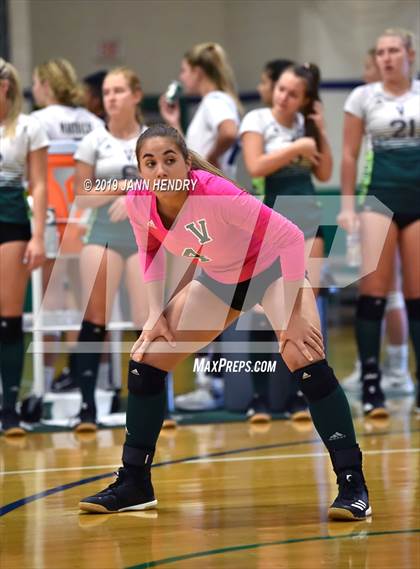 Thumbnail 2 in Venice vs. Long Beach Poly (Durango Fall Classic) photogallery.