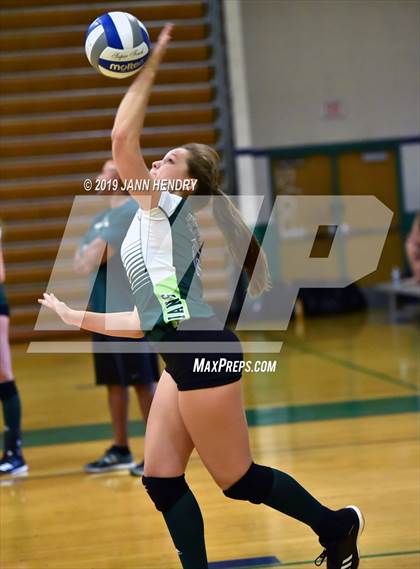 Thumbnail 2 in Venice vs. Long Beach Poly (Durango Fall Classic) photogallery.