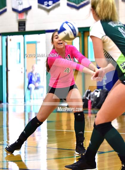 Thumbnail 1 in Venice vs. Long Beach Poly (Durango Fall Classic) photogallery.