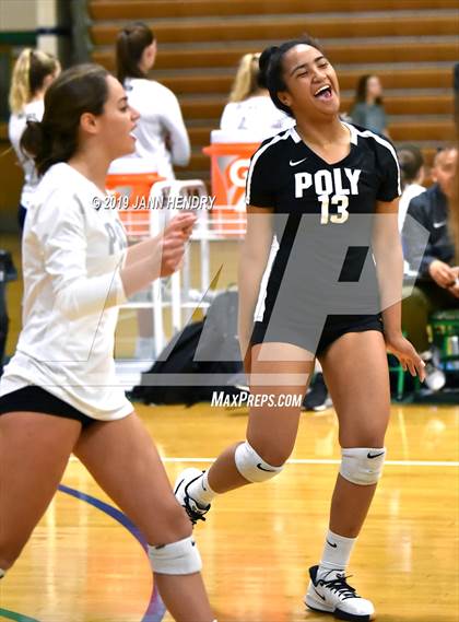 Thumbnail 3 in Venice vs. Long Beach Poly (Durango Fall Classic) photogallery.