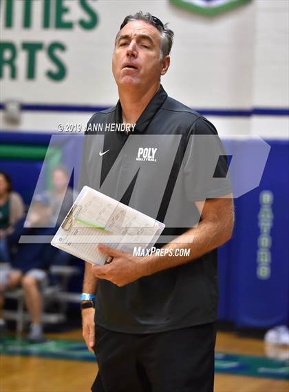 Thumbnail 1 in Venice vs. Long Beach Poly (Durango Fall Classic) photogallery.