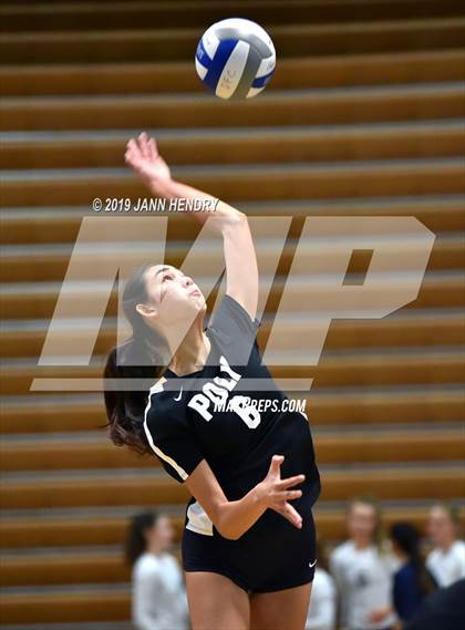 Thumbnail 2 in Venice vs. Long Beach Poly (Durango Fall Classic) photogallery.