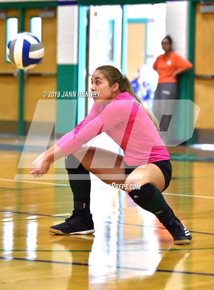 Thumbnail 2 in Venice vs. Long Beach Poly (Durango Fall Classic) photogallery.